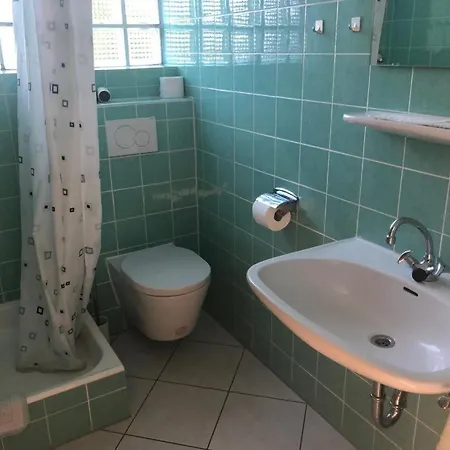 Klaus Guest house